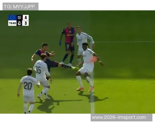 西甲手球争议巴萨皇马判罚不公引发热议 西甲手球争议巴萨皇马判罚不公引发热议